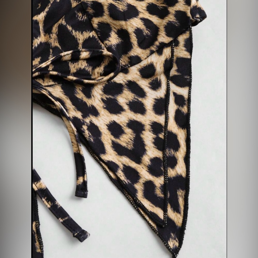 SHEIN Leopard Print 2 Piece Set - Picture 3 of 8